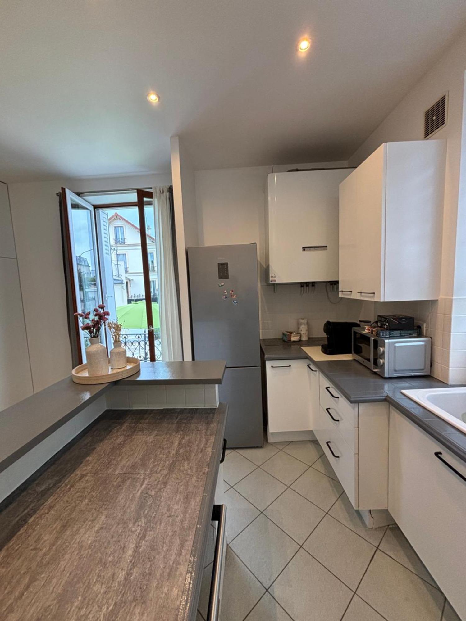 Appartement 2 Chambres Dans Une Belle Maison A Proximite De Paris Asnières Extérieur photo