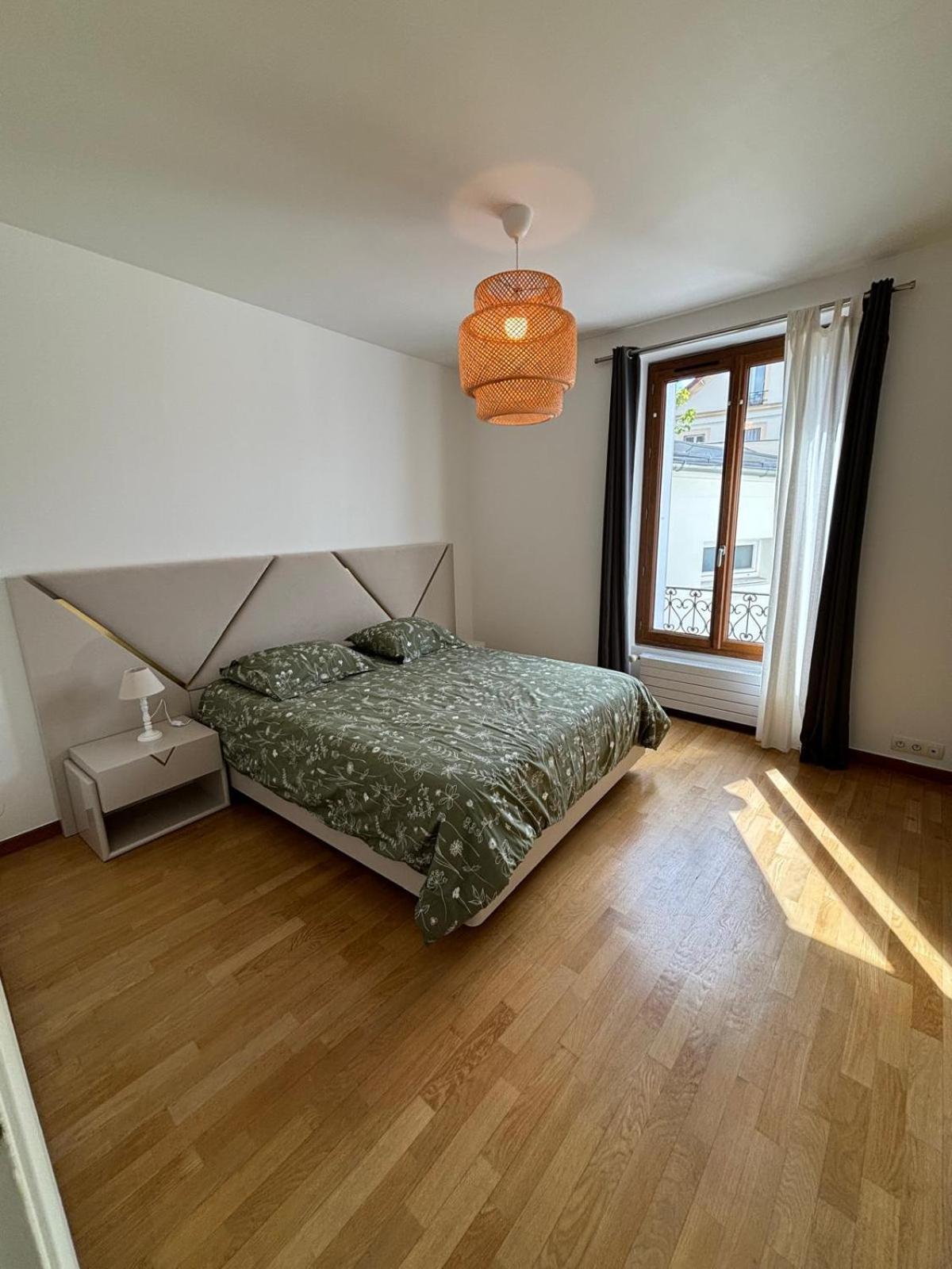 Appartement 2 Chambres Dans Une Belle Maison A Proximite De Paris Asnières Extérieur photo